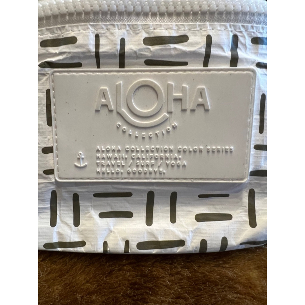 Aloha Fanny Pack Hip Bag Splash-Proof. Like new. Great bag for summer outings!